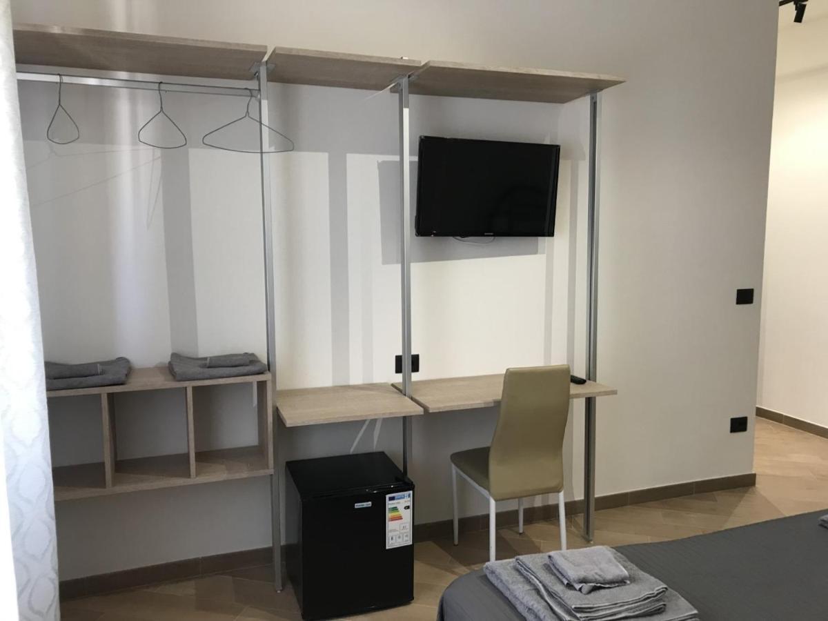 Riva Reno 4 Rooms Болонья Екстер'єр фото