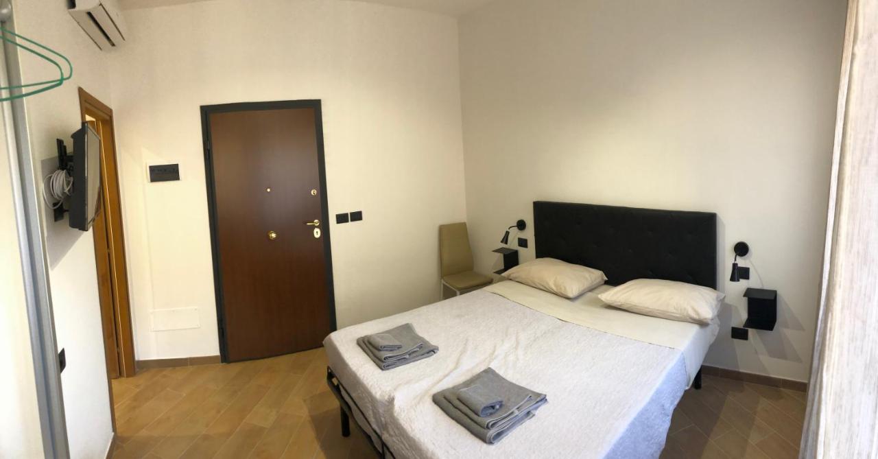 Riva Reno 4 Rooms Болонья Екстер'єр фото