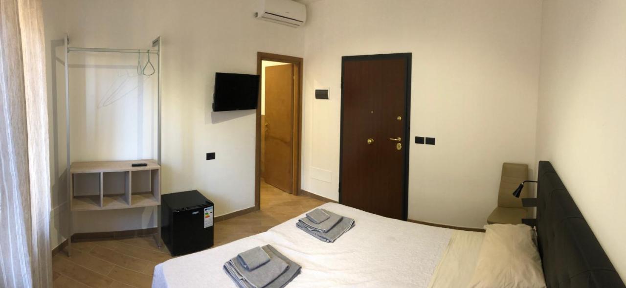 Riva Reno 4 Rooms Болонья Екстер'єр фото